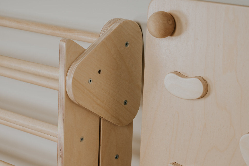climbing triangle wall bars *